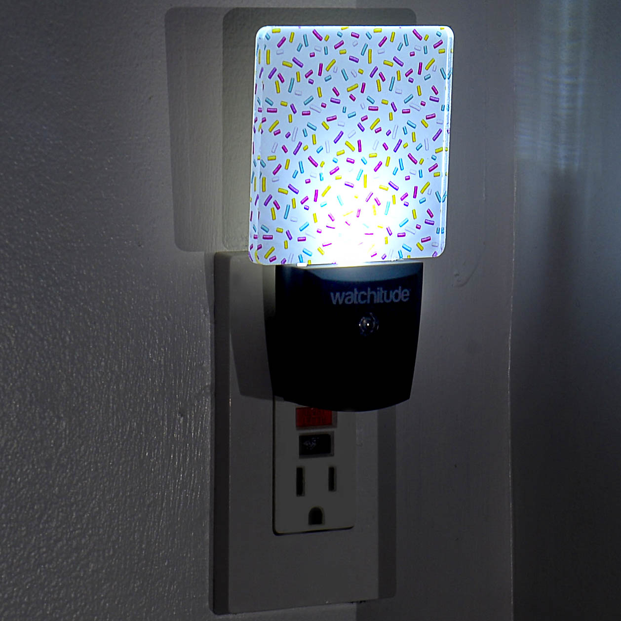 Sprinkles - Watchitude LED Night Light image number 1