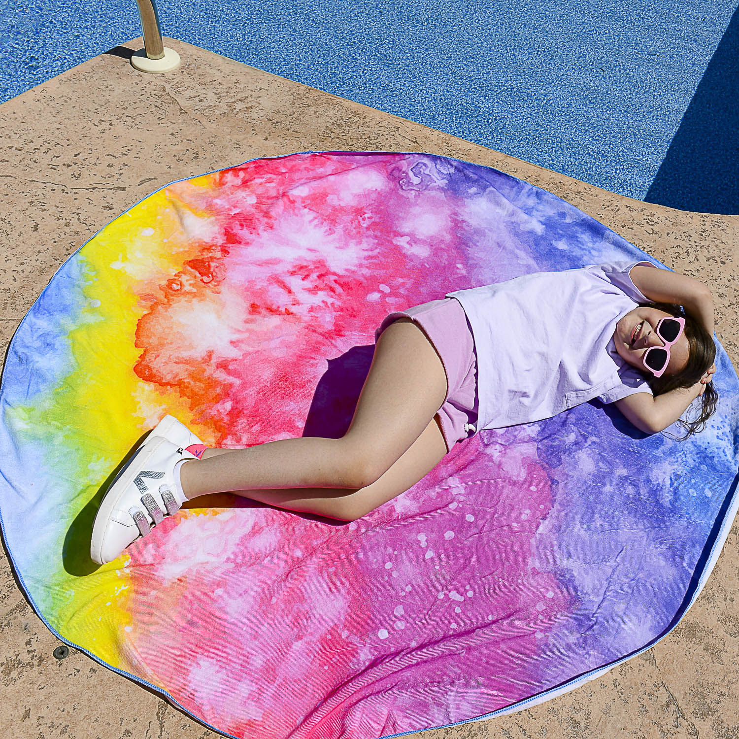 Rainbow Tie Dye - Watchitude Huge Round Towel image number 1